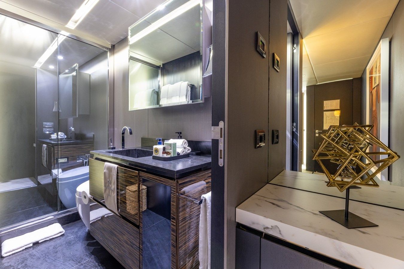 Buy a yacht MAVERICK