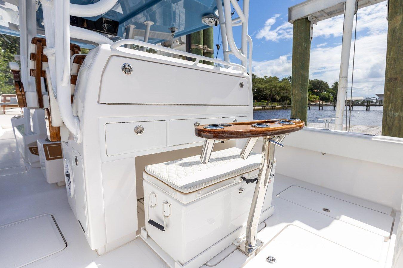 the best price on 43 Invincible