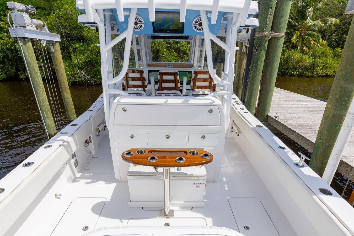 43 Invincible - INVINCIBLE