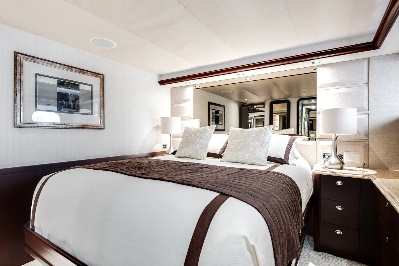 the best price on Amico 2002