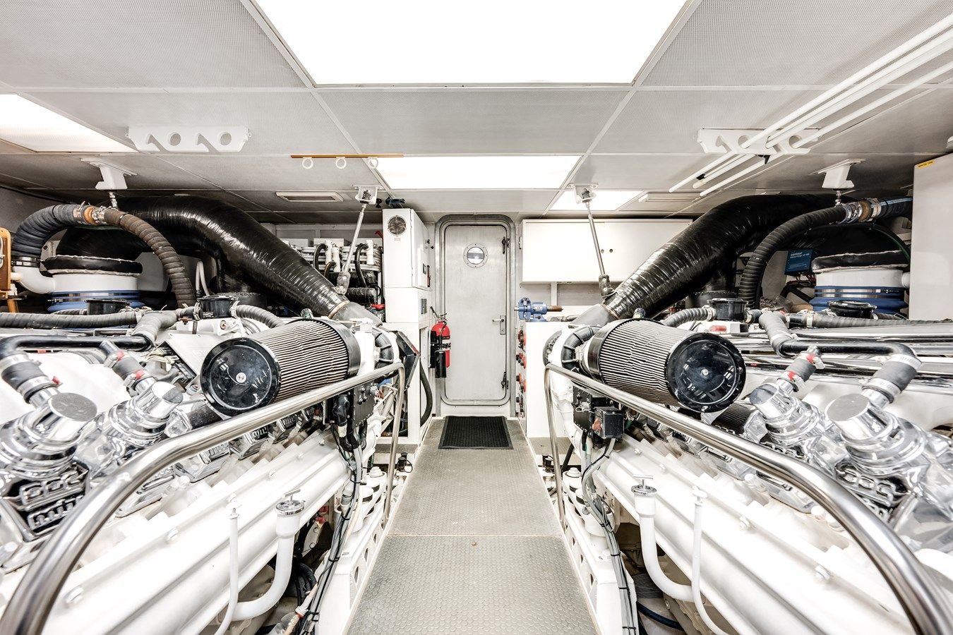 Buy a yacht Amico - WESTPORT