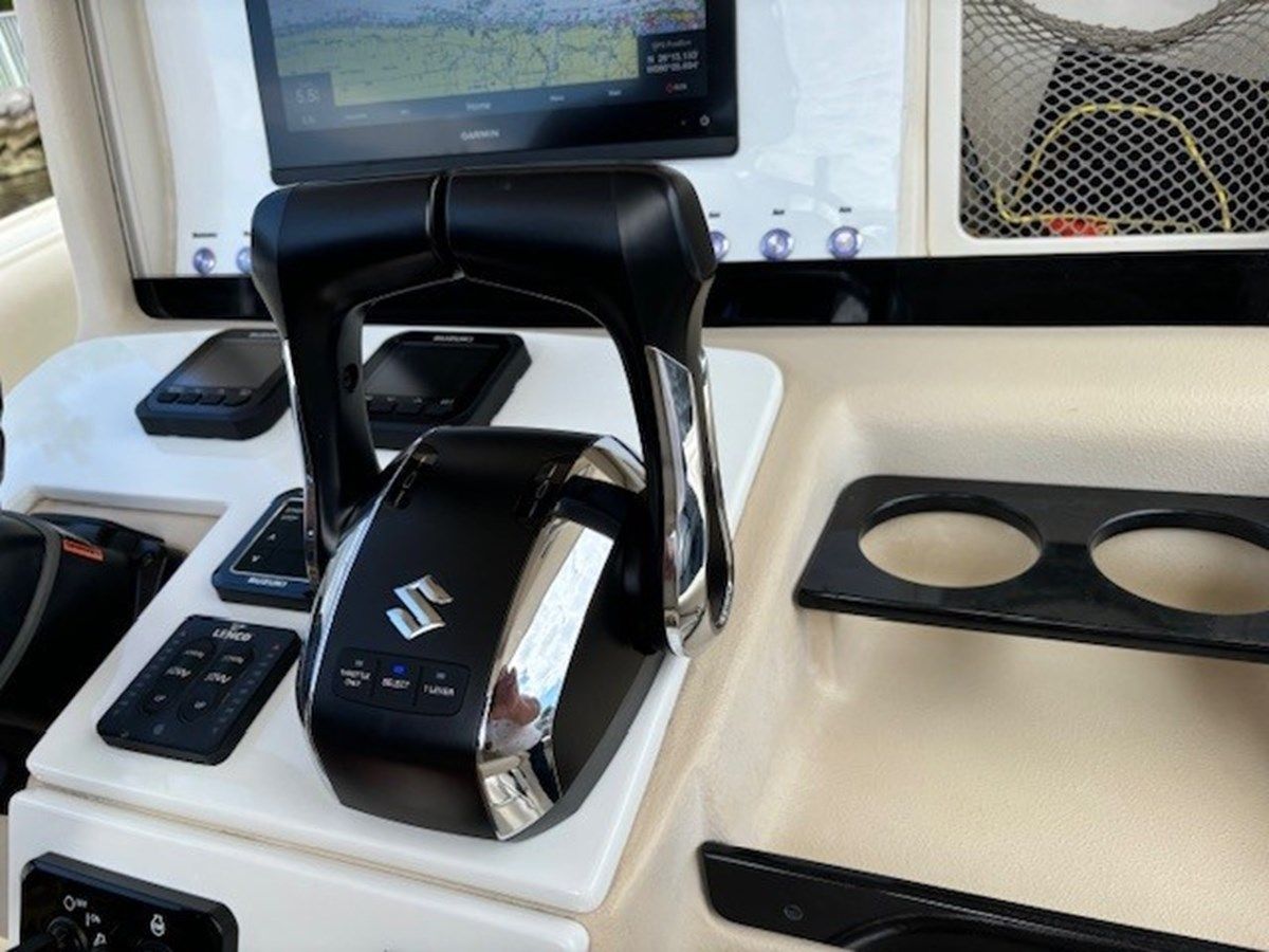 NEW ENGINES - SCOUT yacht sale