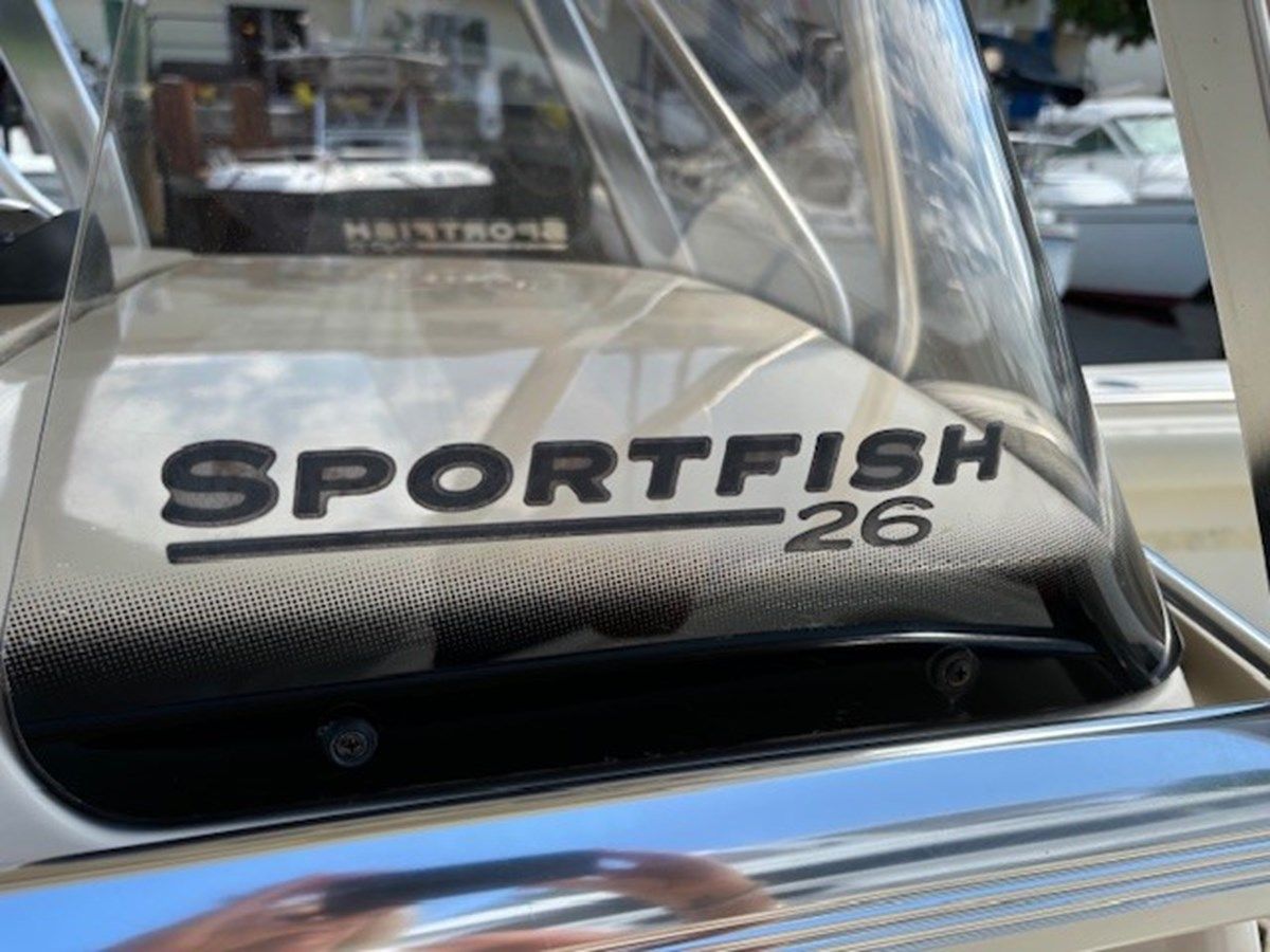 Buy a yacht NEW ENGINES 262 XSF