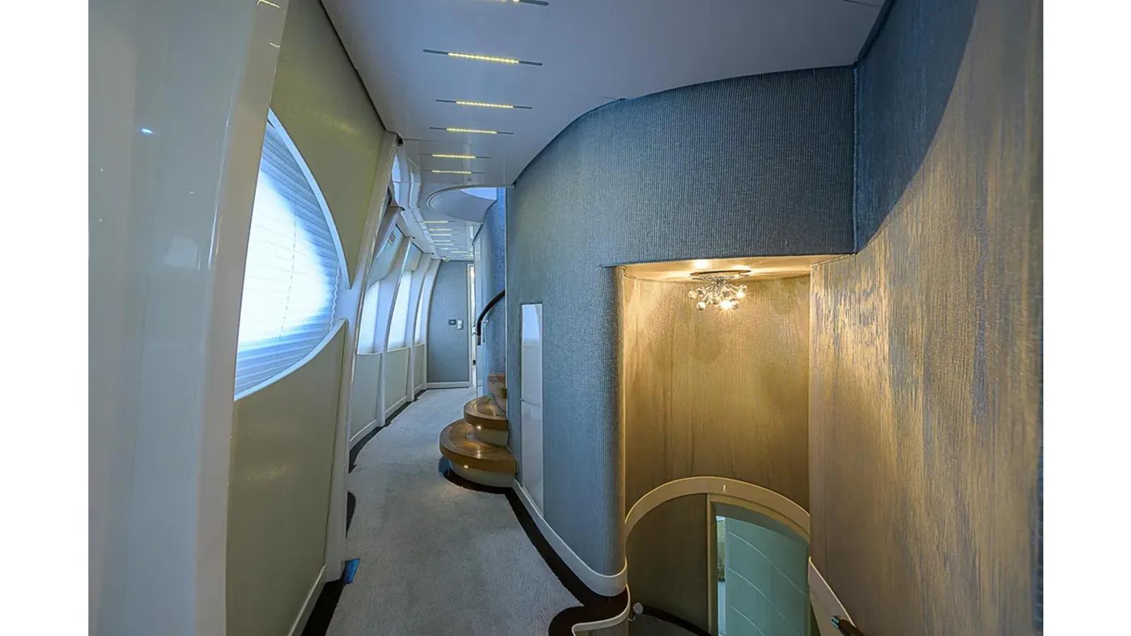 the best price on Grandeur 2005