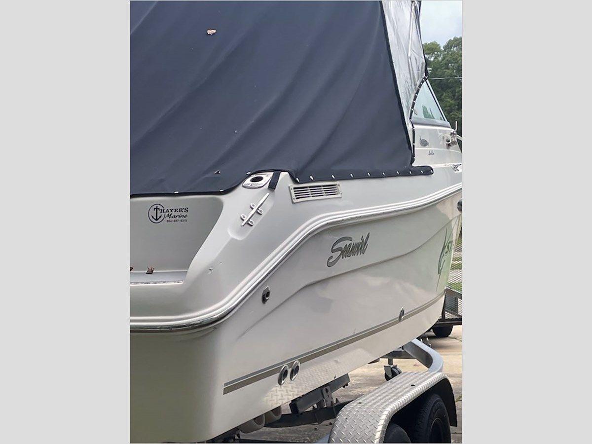 best yacht sales deals 2006 SEASWIRL BOWRIDER 21