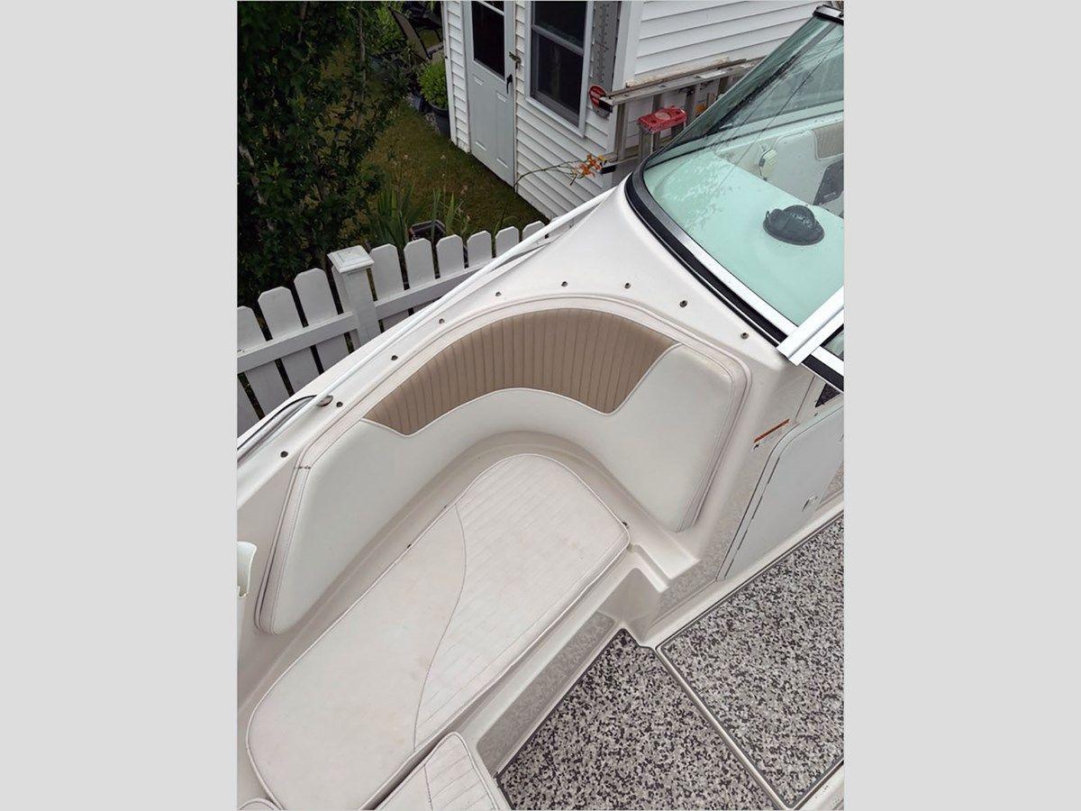 Buy a 2006 SEASWIRL BOWRIDER - SEASWIRL at Shestakov Yacht Sales