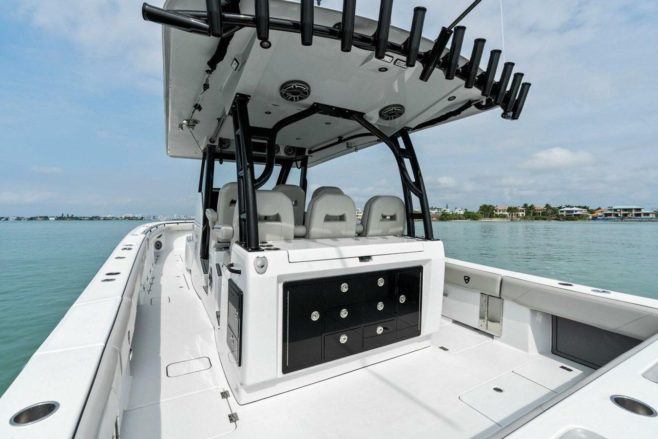 Купить No Name 2022