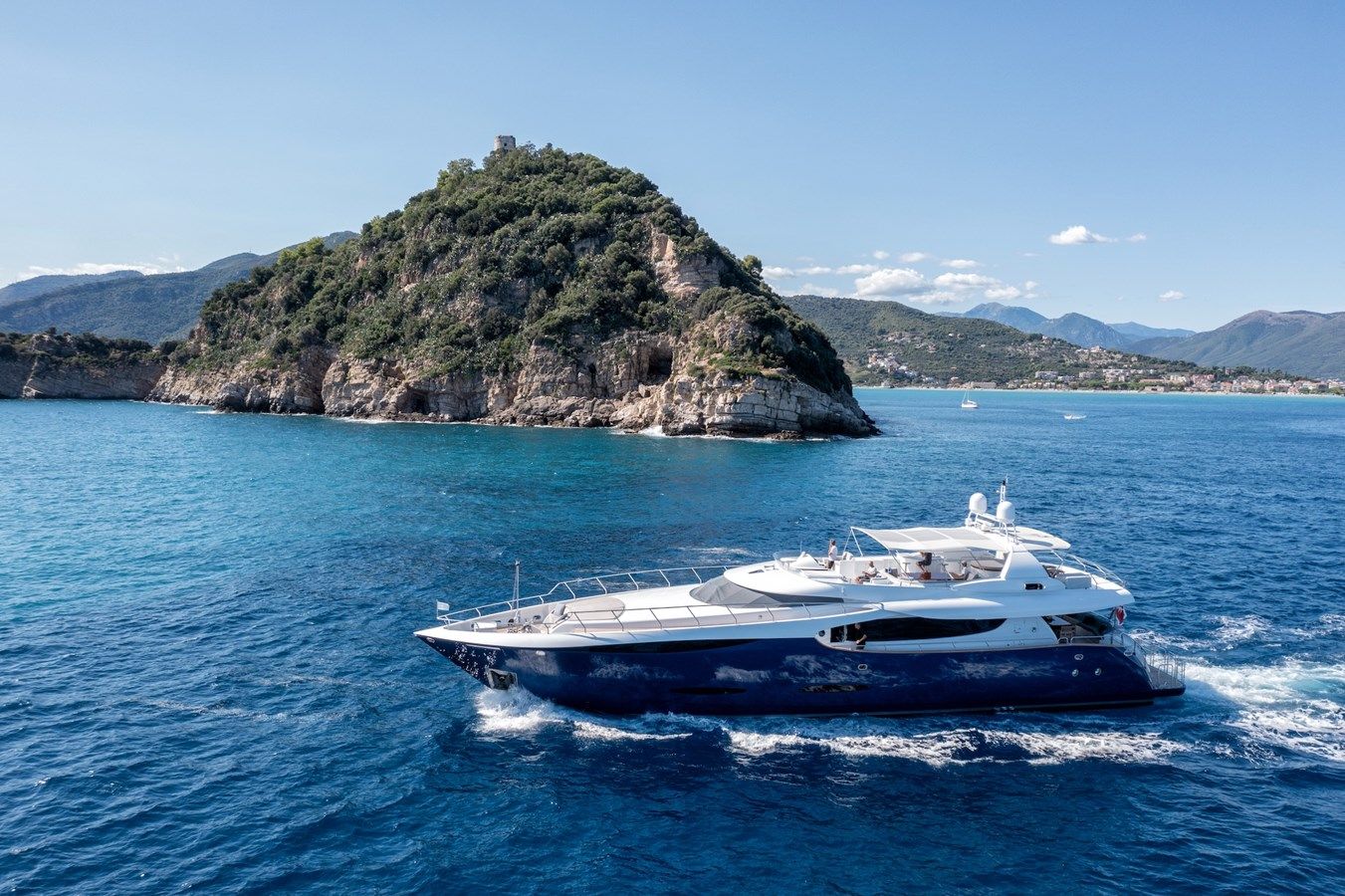 Лучшая цена на CLARITY - LEIGHT NOTIKA