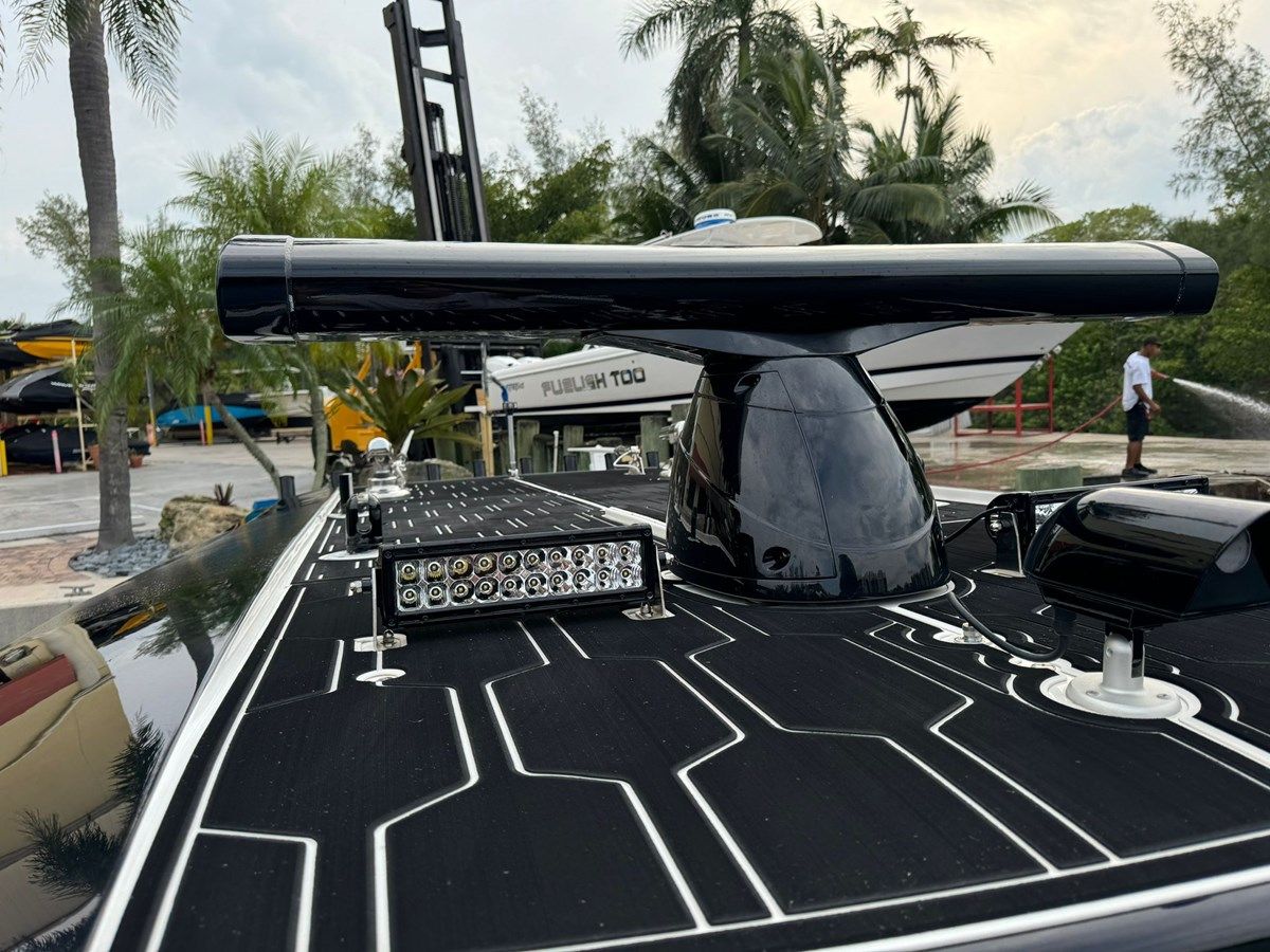 Продажа яхты - - Nor-Tech