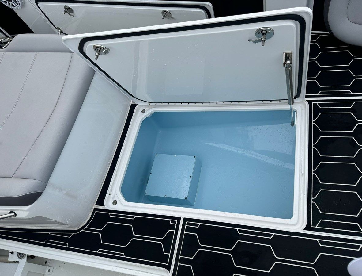 Стоимость яхты - 392 Super Fish