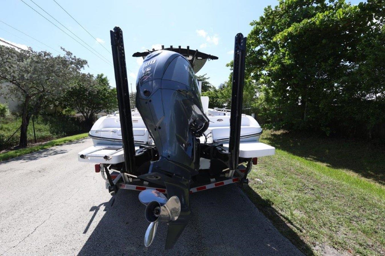 Buy a yacht - 26 HCO