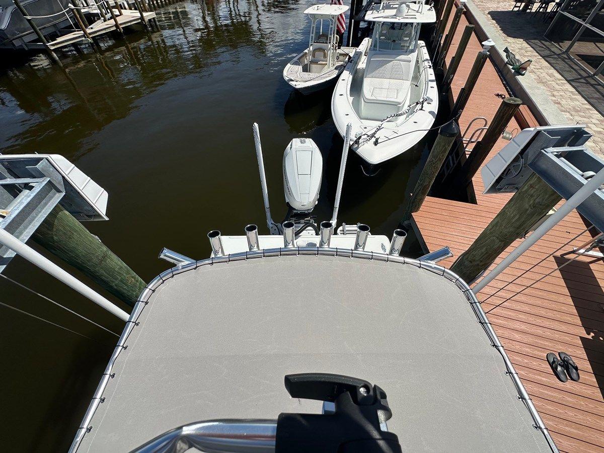 best yacht sales deals 2024 Lake & Bay 25 Open