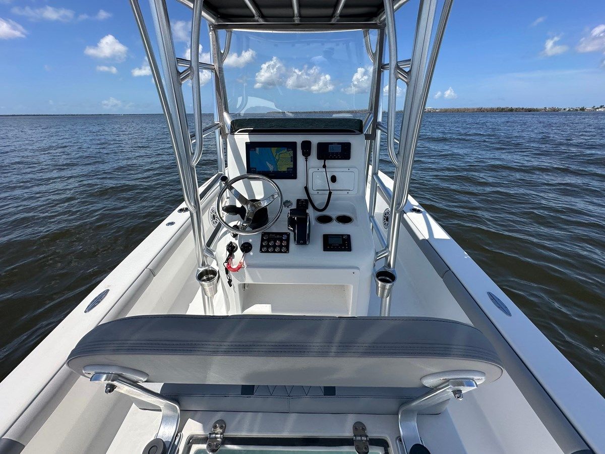 2024 Lake & Bay 25 Open price