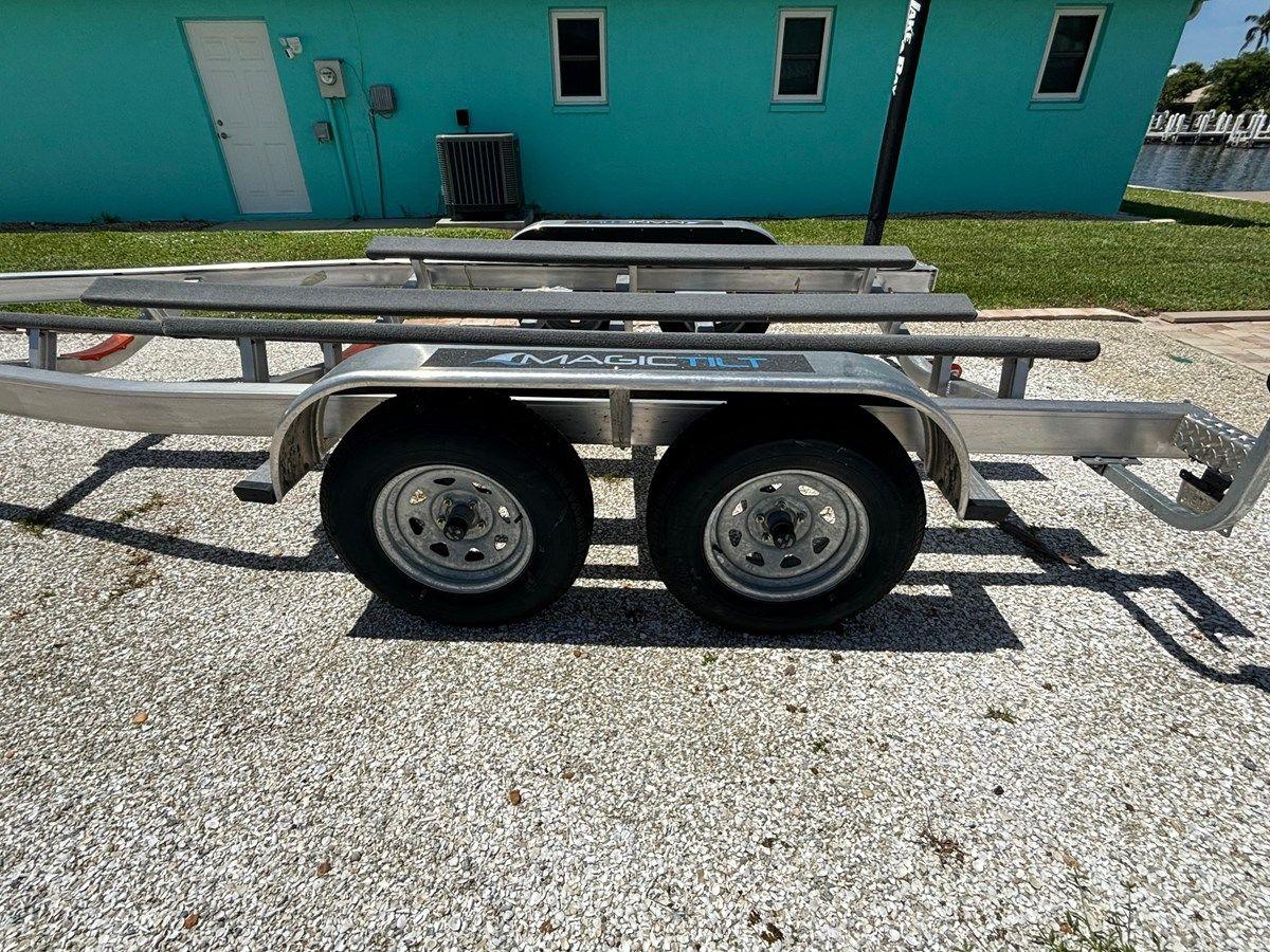 2024 Lake & Bay 25 Open - LAKE & BAY price