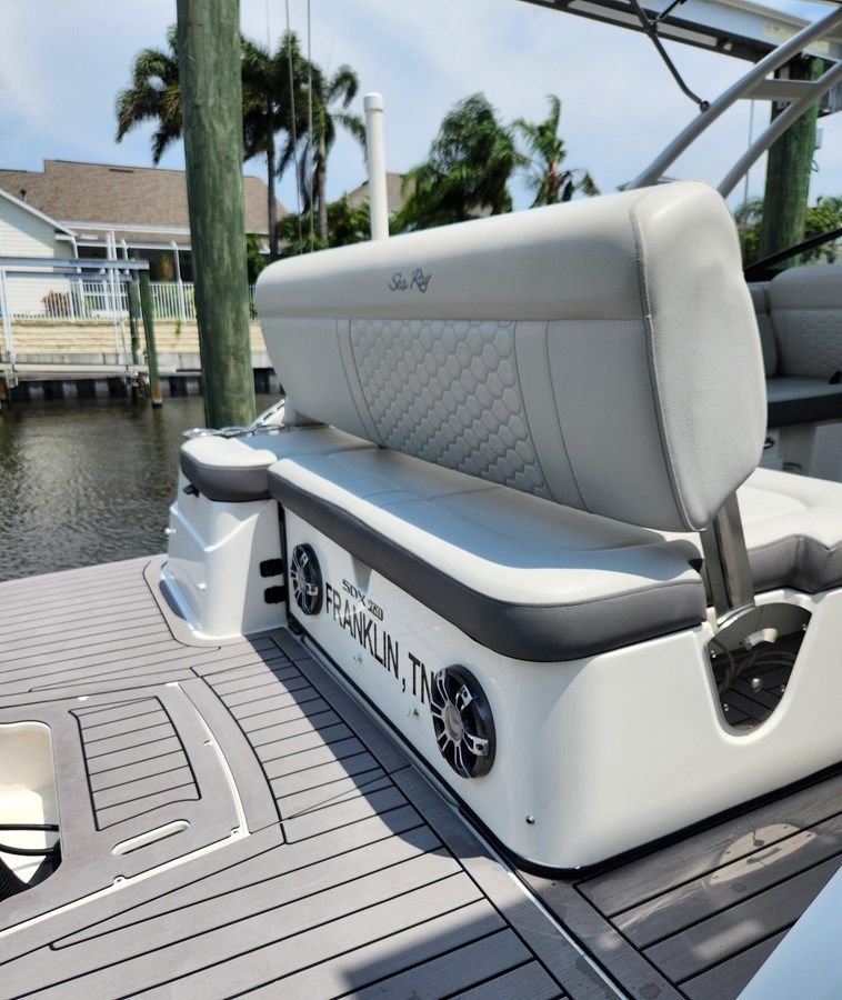 Купить 2022 Sea Ray SDX 250 Outboard SDX 250 Outboard