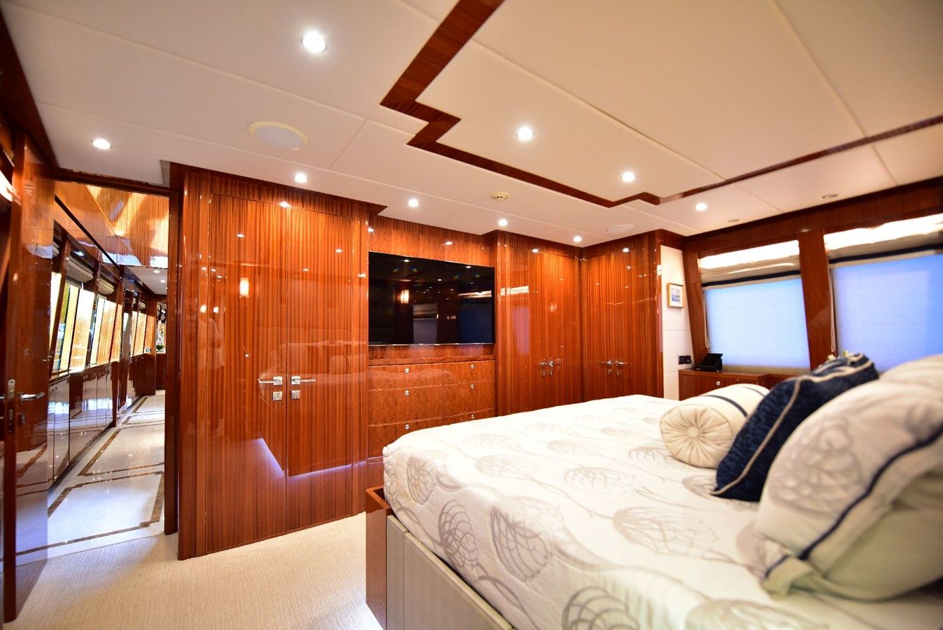 Buy a yacht Renaissance 2016