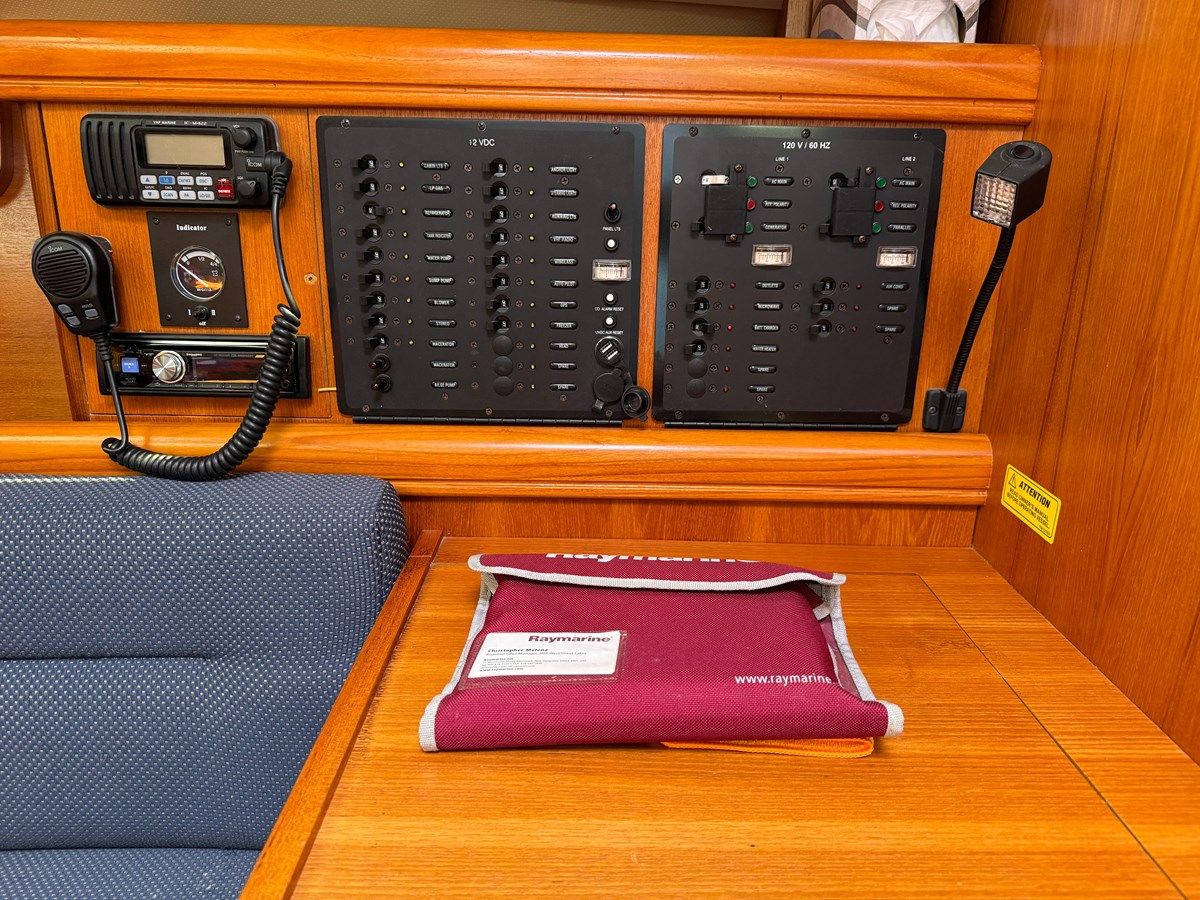 the best price on DREAM RETRIEVER 33