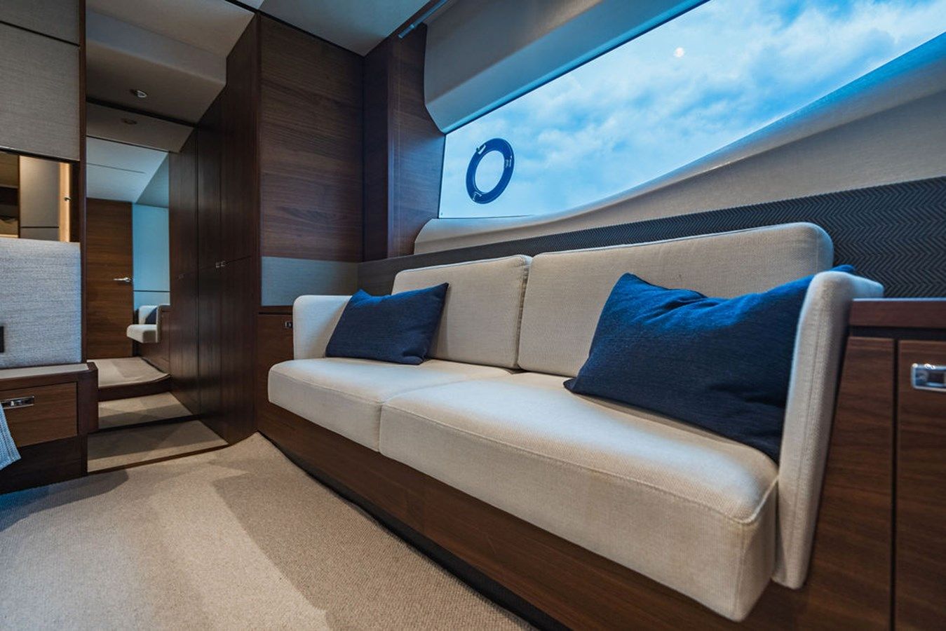 Стоимость яхты Imagine