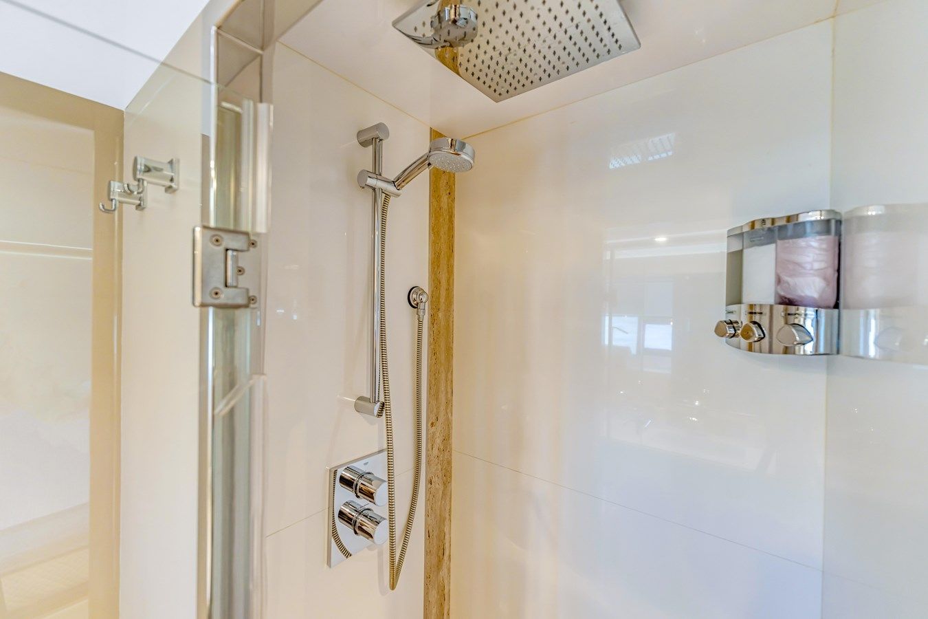 Продажа яхты Seaduction 2016