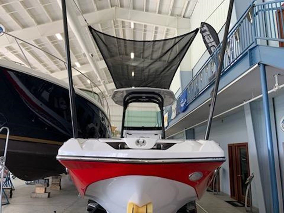 best yacht sales deals 2019 Scarab 255 Open ID