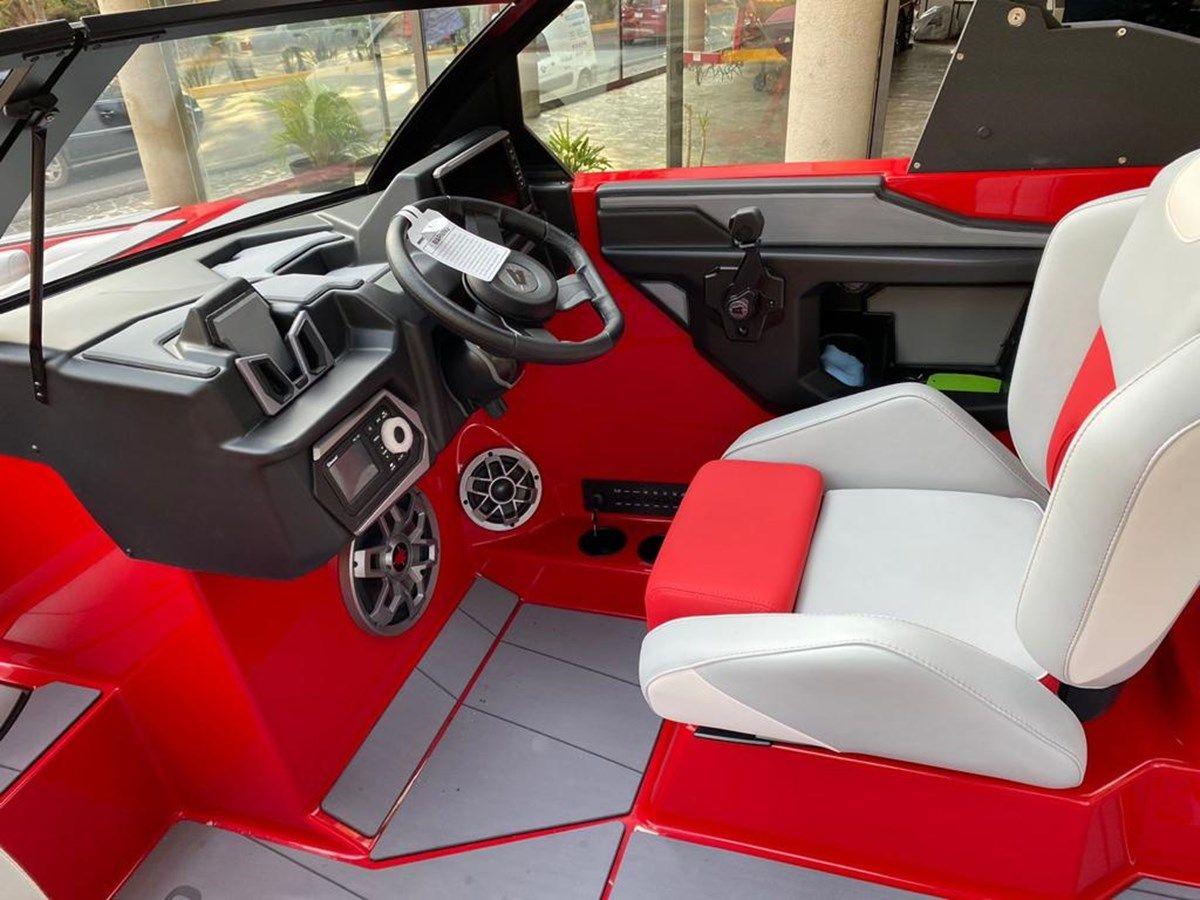 Продажа яхты 2022 Axis T250 @ Valle - AXIS