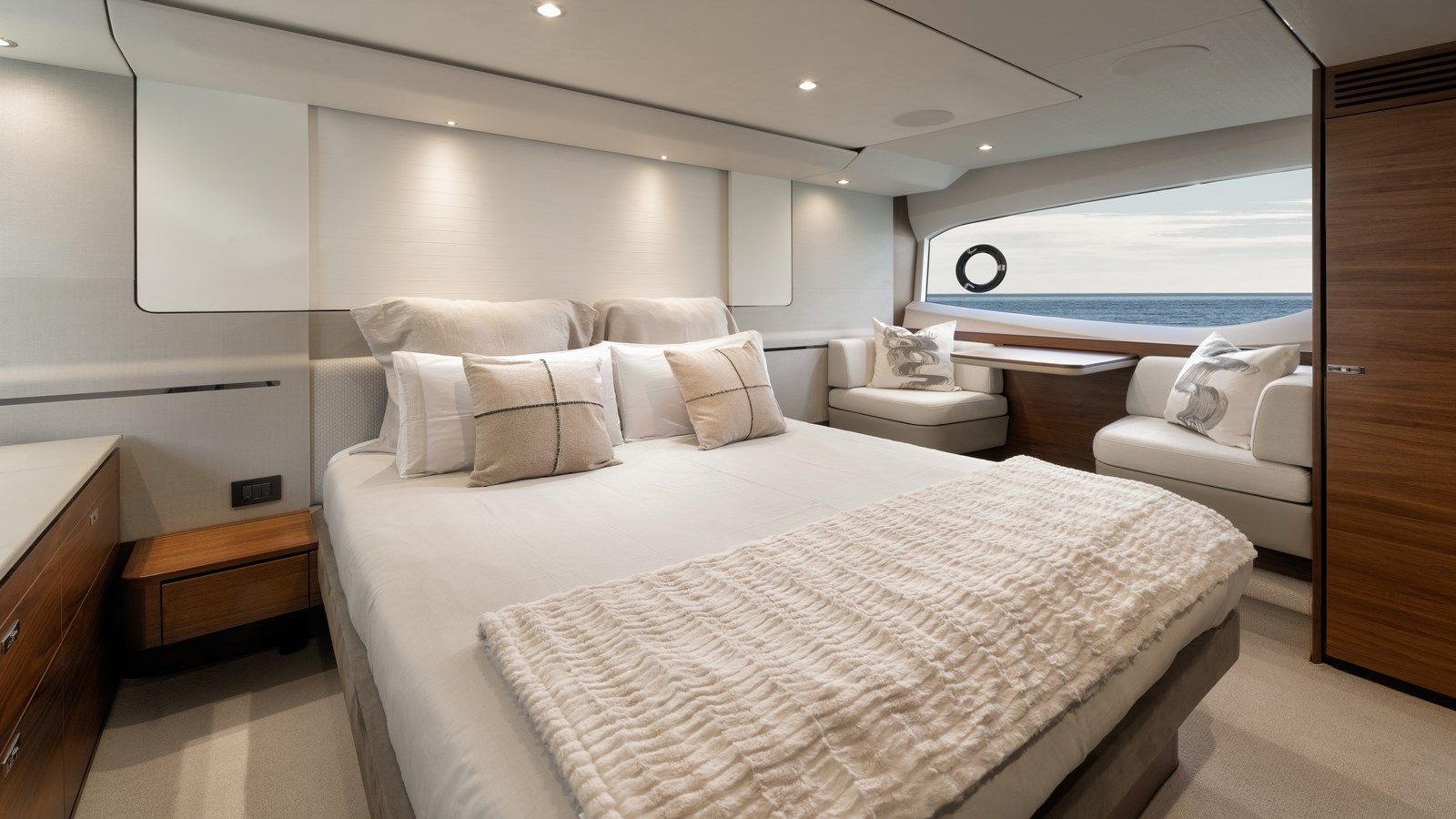 AMUSSAY - PRINCESS yacht sale