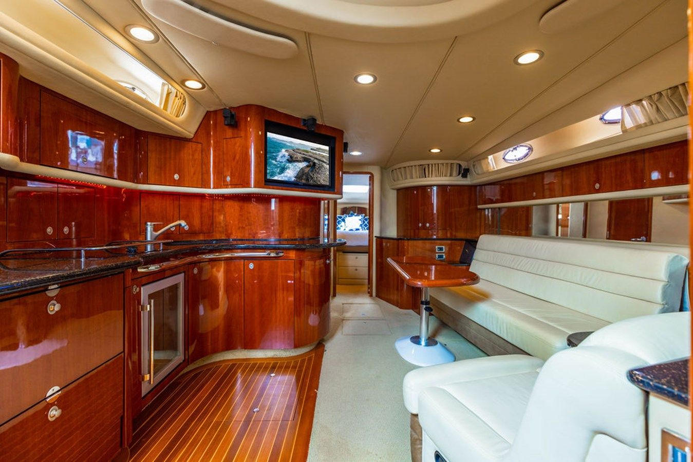 Buy a Endless Summer - SEA RAY at Shestakov Yacht Sales