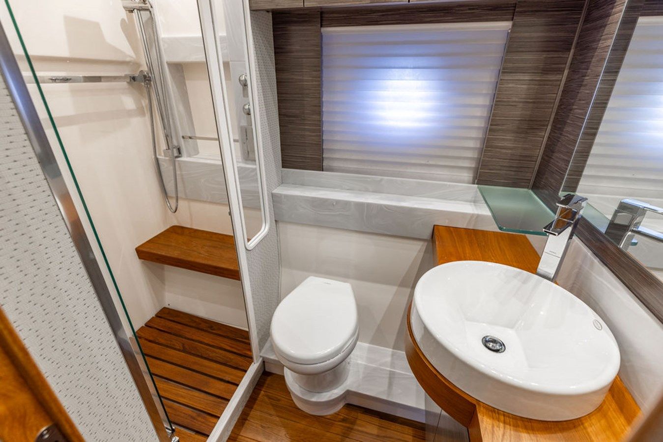 the best price on Irish Lady 53