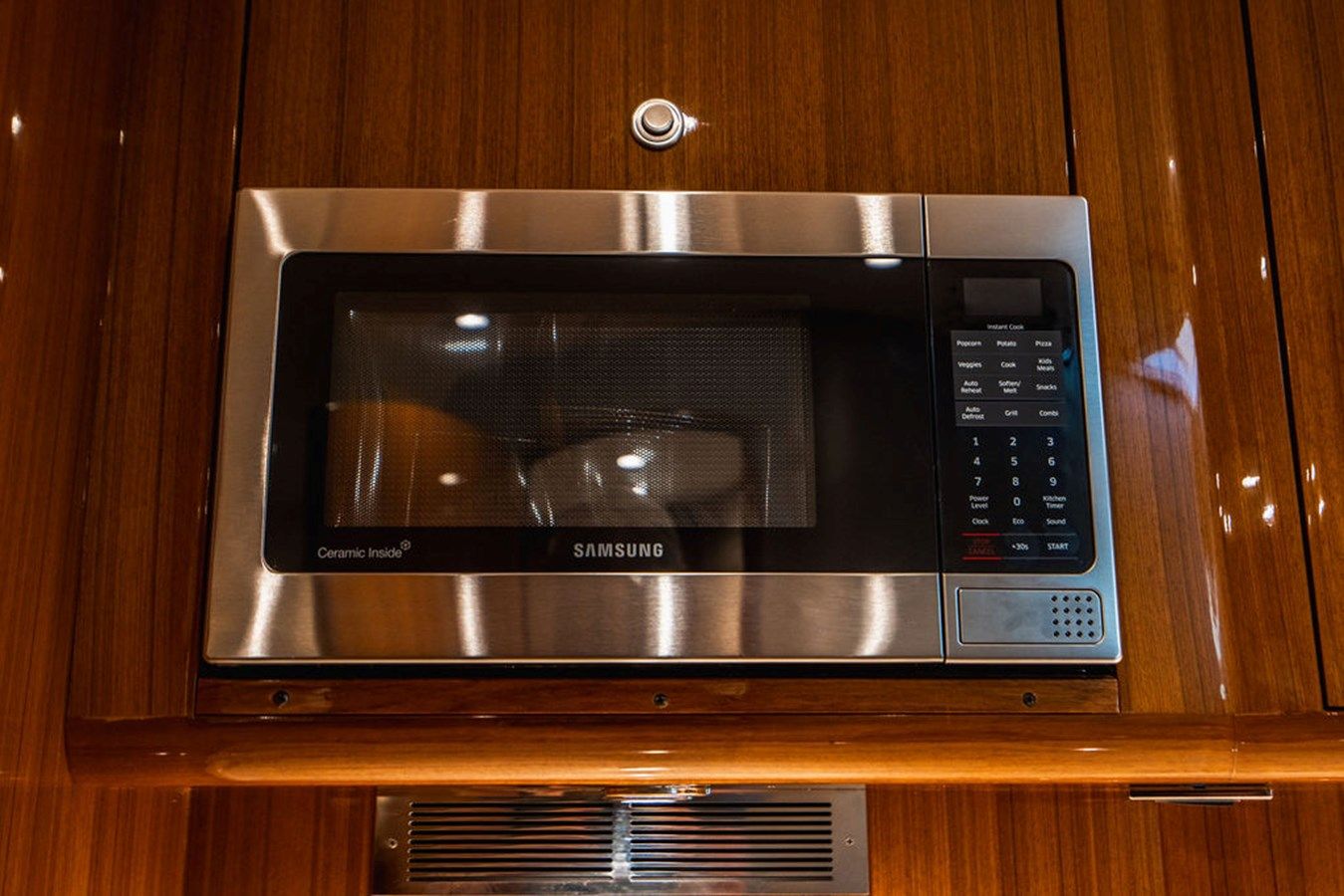 the best price on Quality Time Billfish