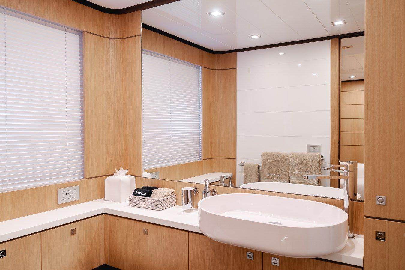 Купить яхту SOL SHINE - Ferretti Yachts в Shestakov Yacht Sales