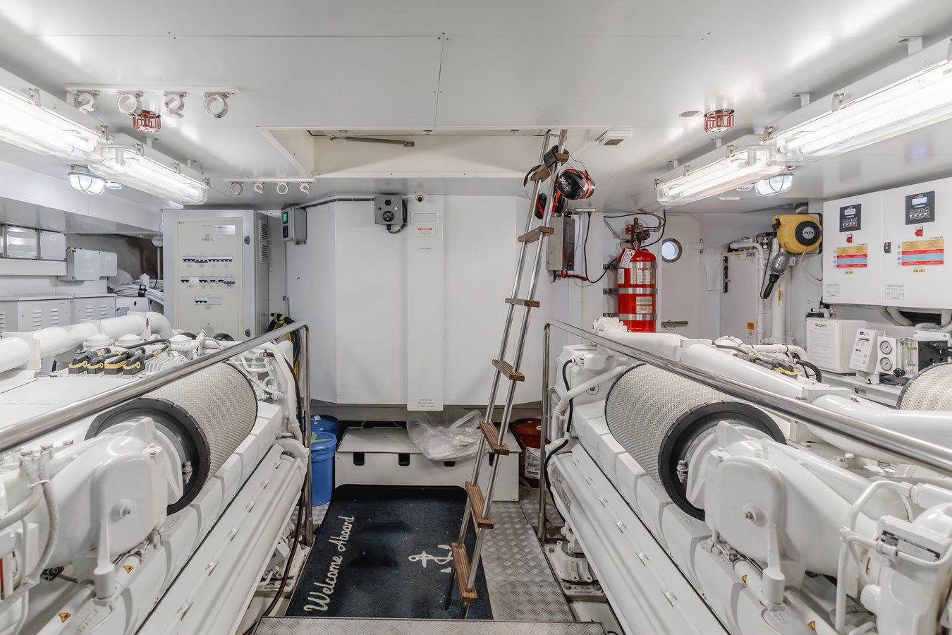 Стоимость яхты SOL SHINE 96