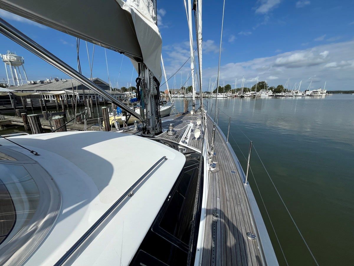 Купить яхту WEATHERLY - OYSTER в Shestakov Yacht Sales