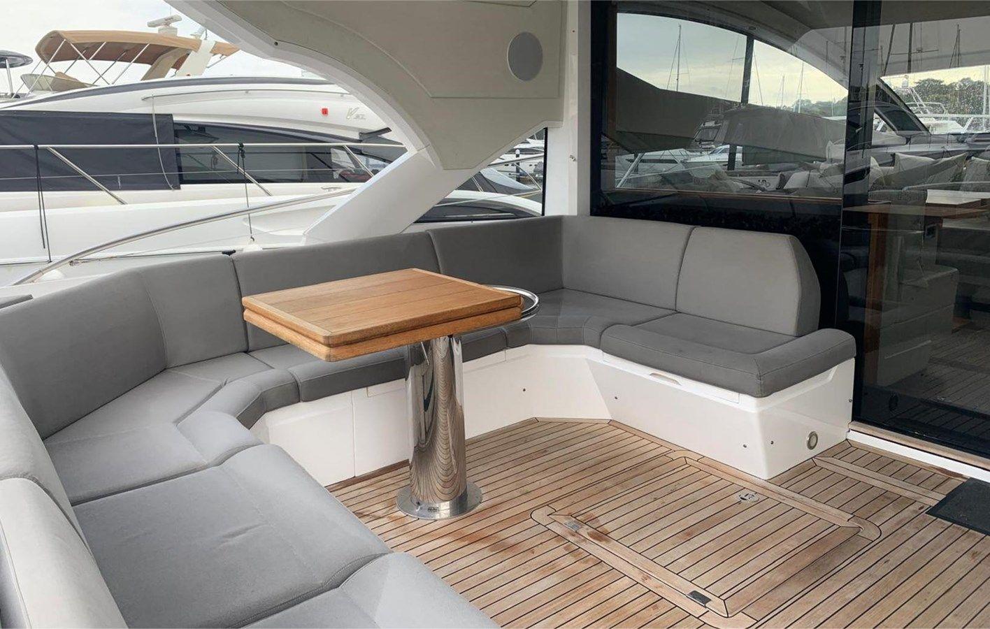 the best price on Sunseeker Predator 57 2016