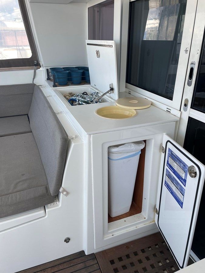 Купить Stray Cats - Lagoon