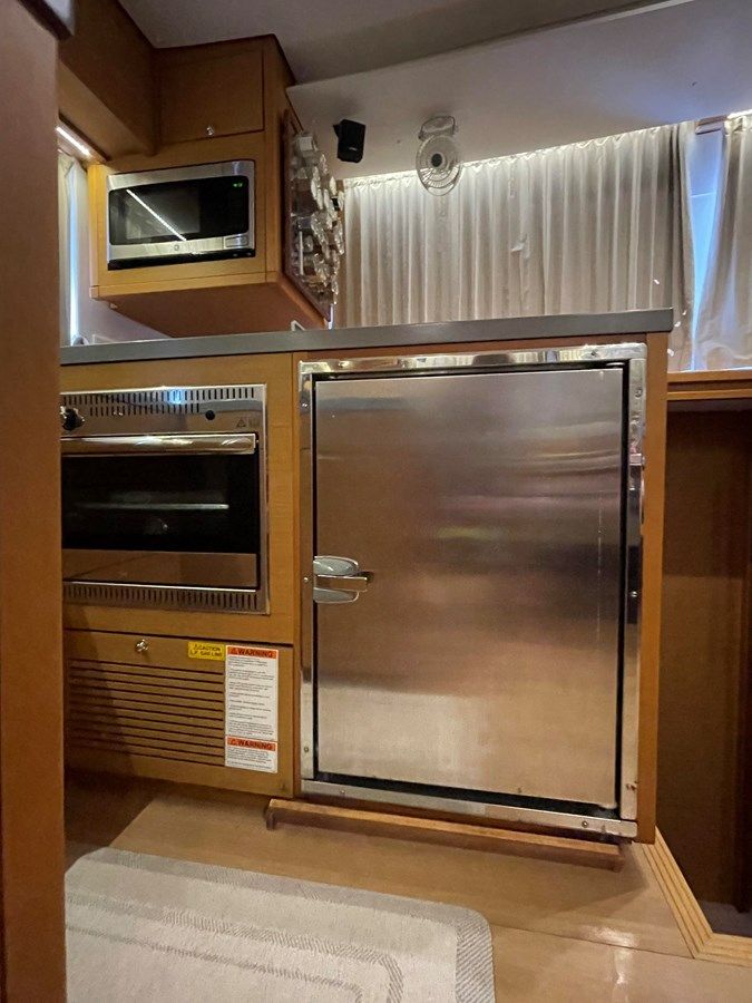 Лучшая цена на Stray Cats - Lagoon