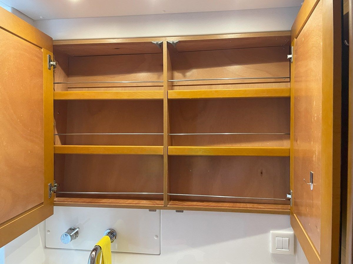 Лучшая цена на Stray Cats 450 F