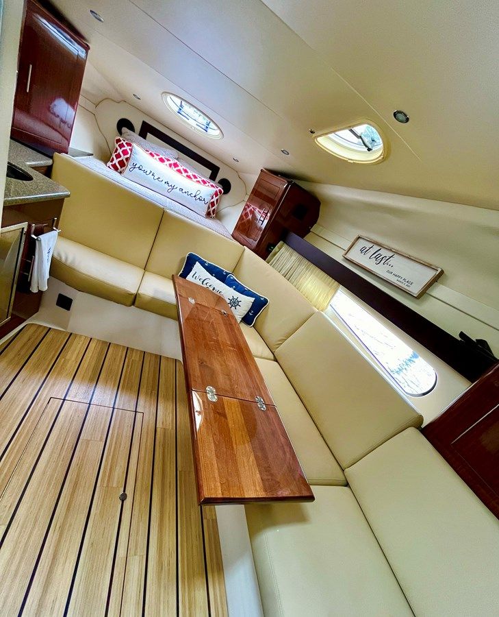 Стоимость яхты At Last - Regal