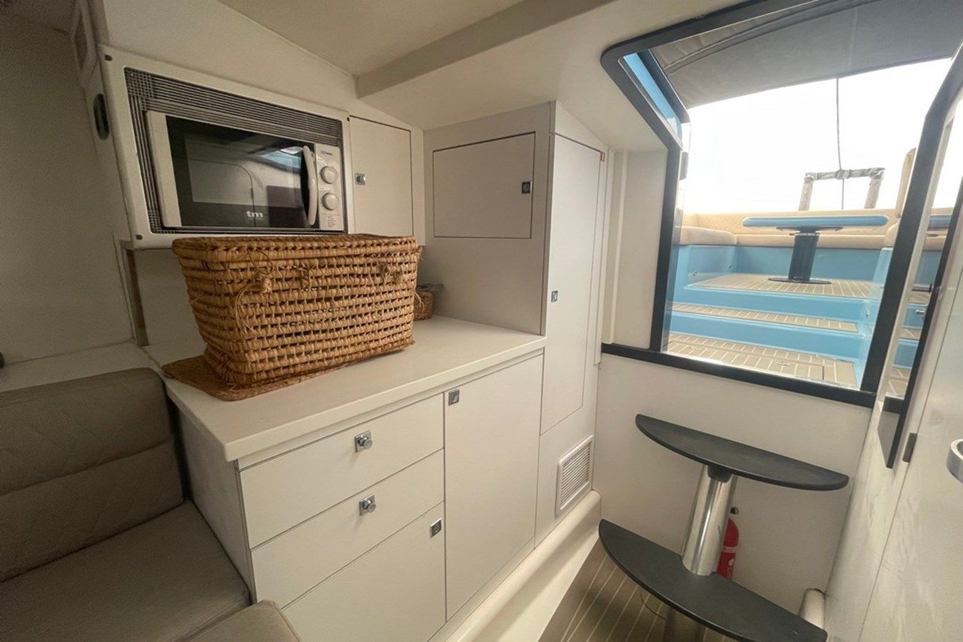 Buy a yacht VANDUTCH 40 40