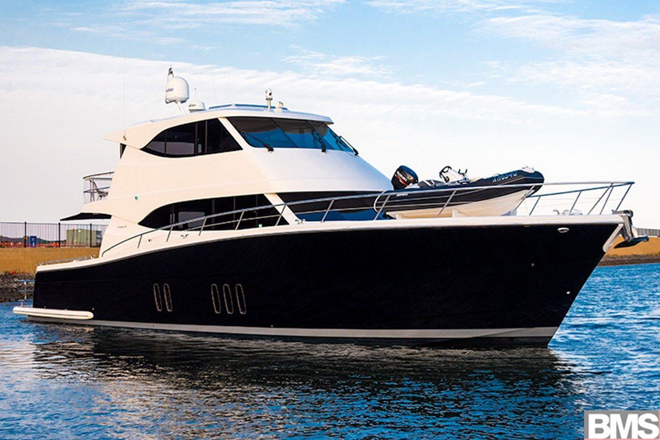 the best price on Maritimo M70 Cruising Motoryacht - Maritimo