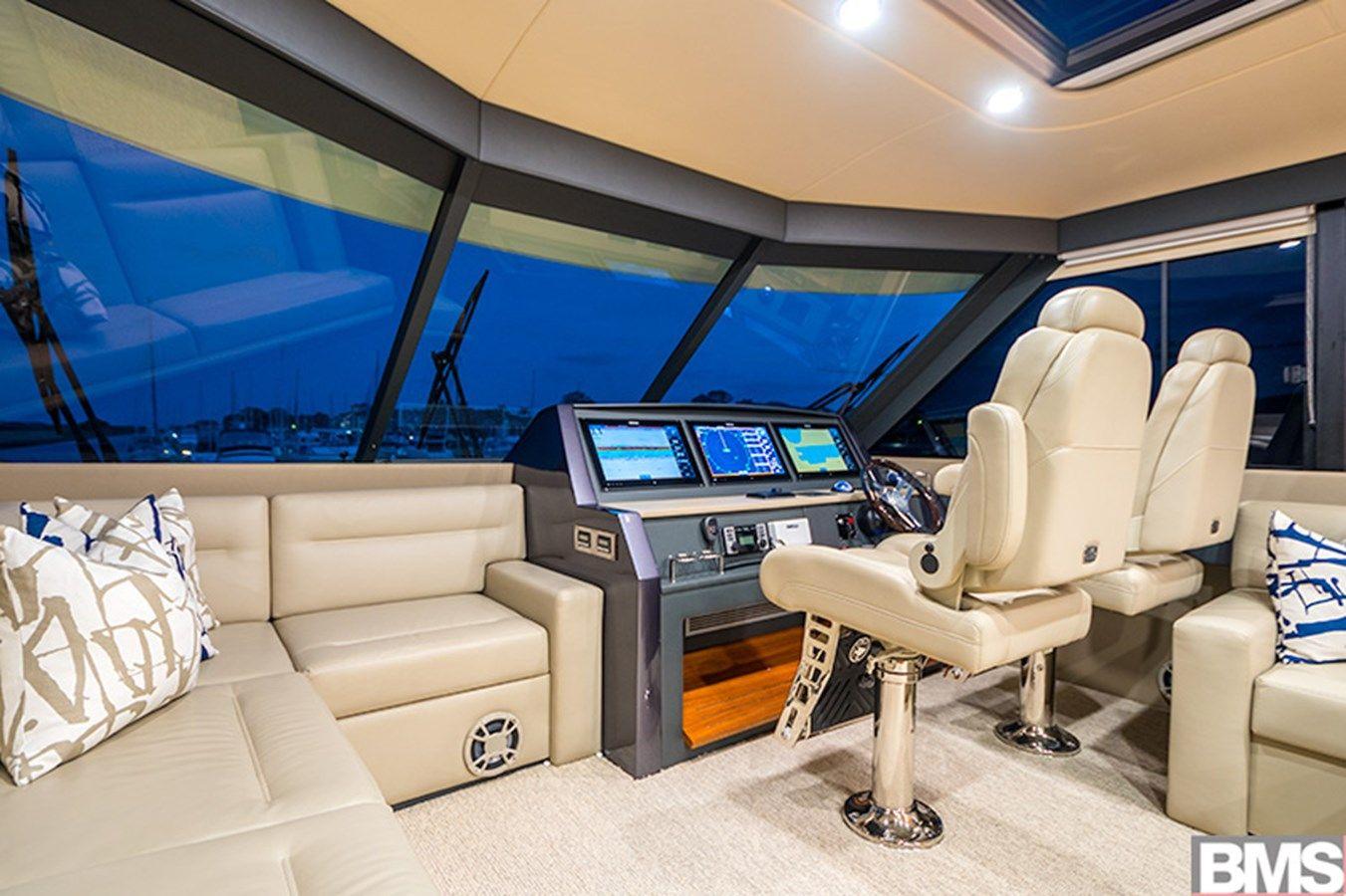 Maritimo M70 Cruising Motoryacht - Maritimo