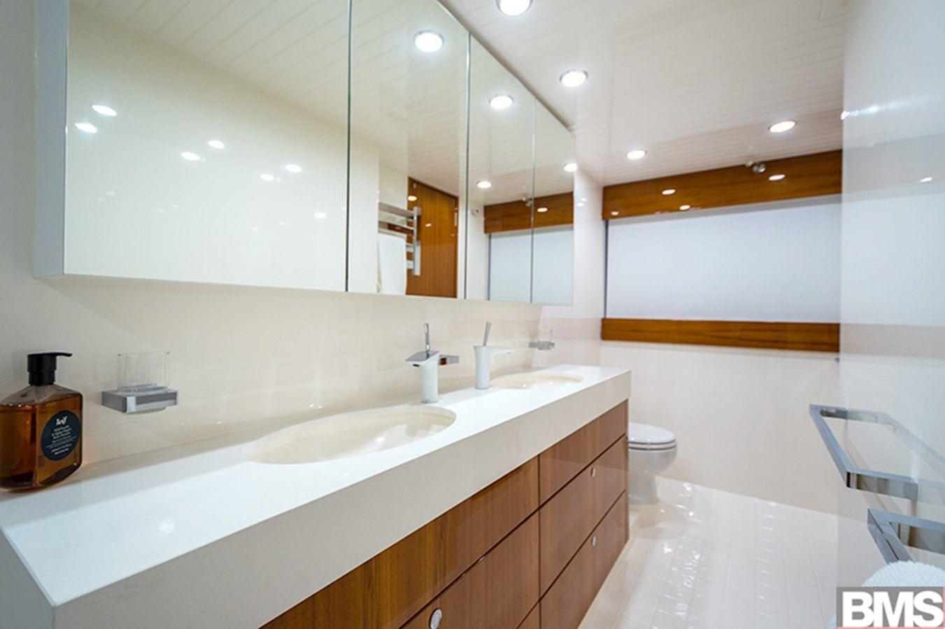 Maritimo M70 Cruising Motoryacht M70 CRUISING MOTORYACHT yacht sale