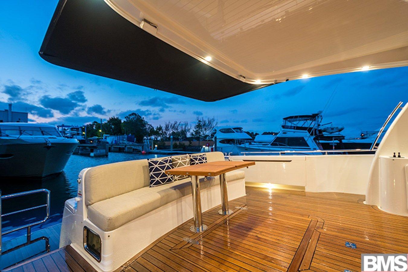 Buy a yacht Maritimo M70 Cruising Motoryacht - Maritimo