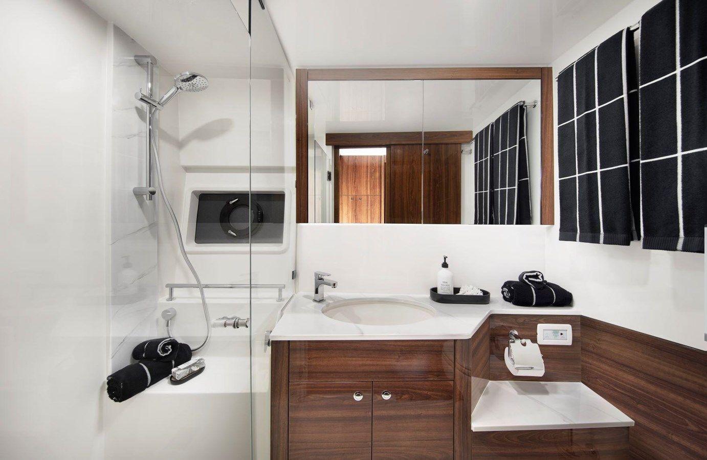 Лучшая цена на Maritimo M600 Offshore Motor Yacht M600 Offshore Motor Yacht