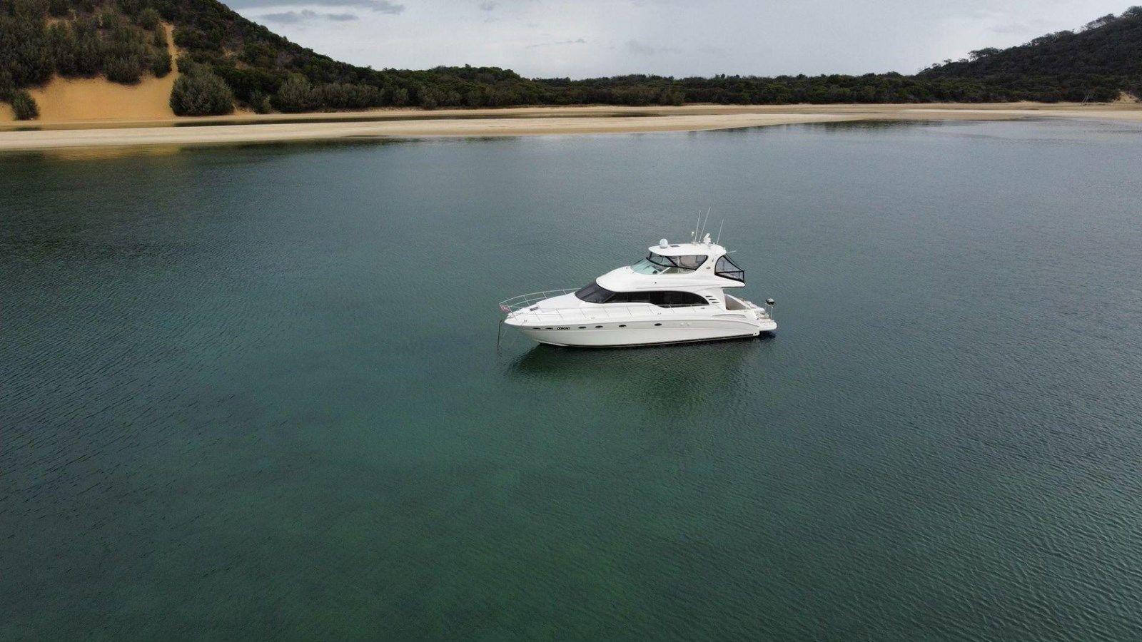 Buy a yacht 2002 Sea Ray 540 Cockpit Motor Yacht - SEA RAY