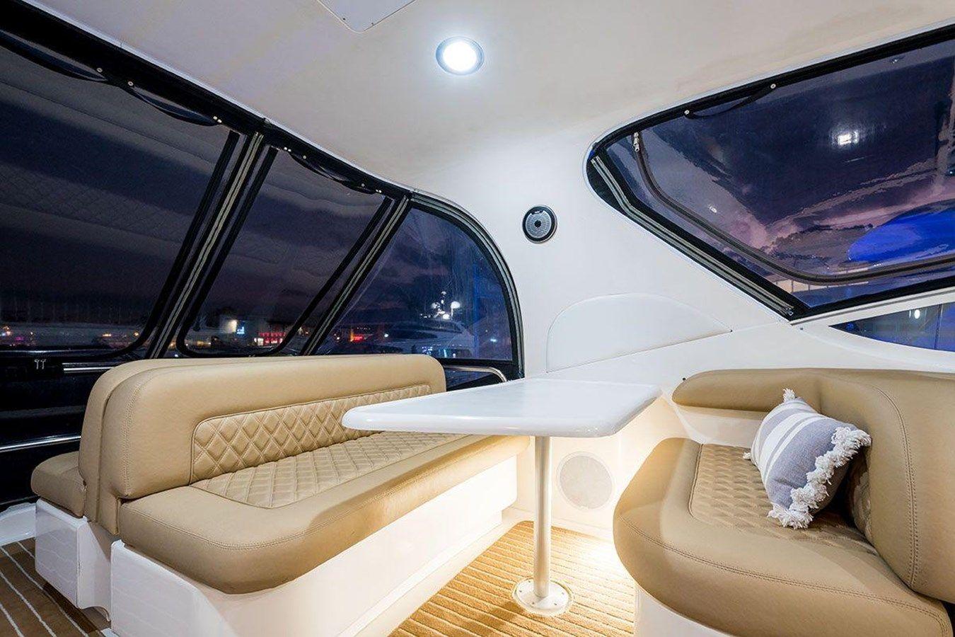 2002 Sea Ray 540 Cockpit Motor Yacht - SEA RAY yacht sale