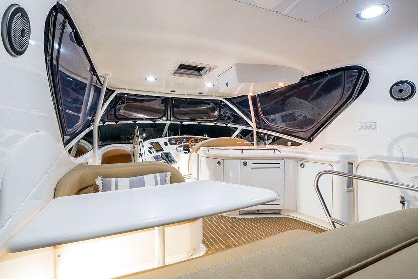Buy a yacht 2002 Sea Ray 540 Cockpit Motor Yacht - SEA RAY