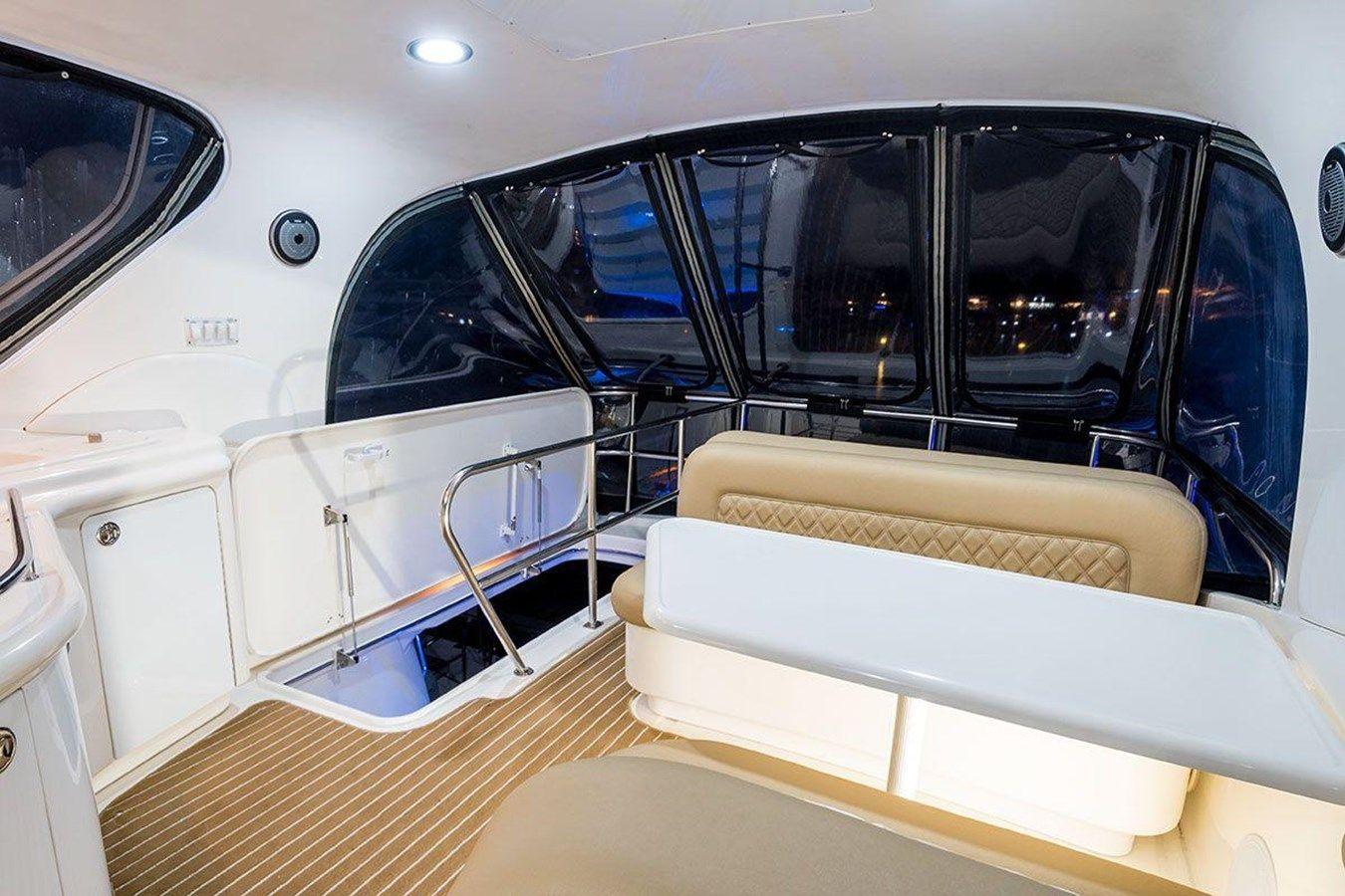 Buy a yacht 2002 Sea Ray 540 Cockpit Motor Yacht 540 Cockpit Motor Yacht