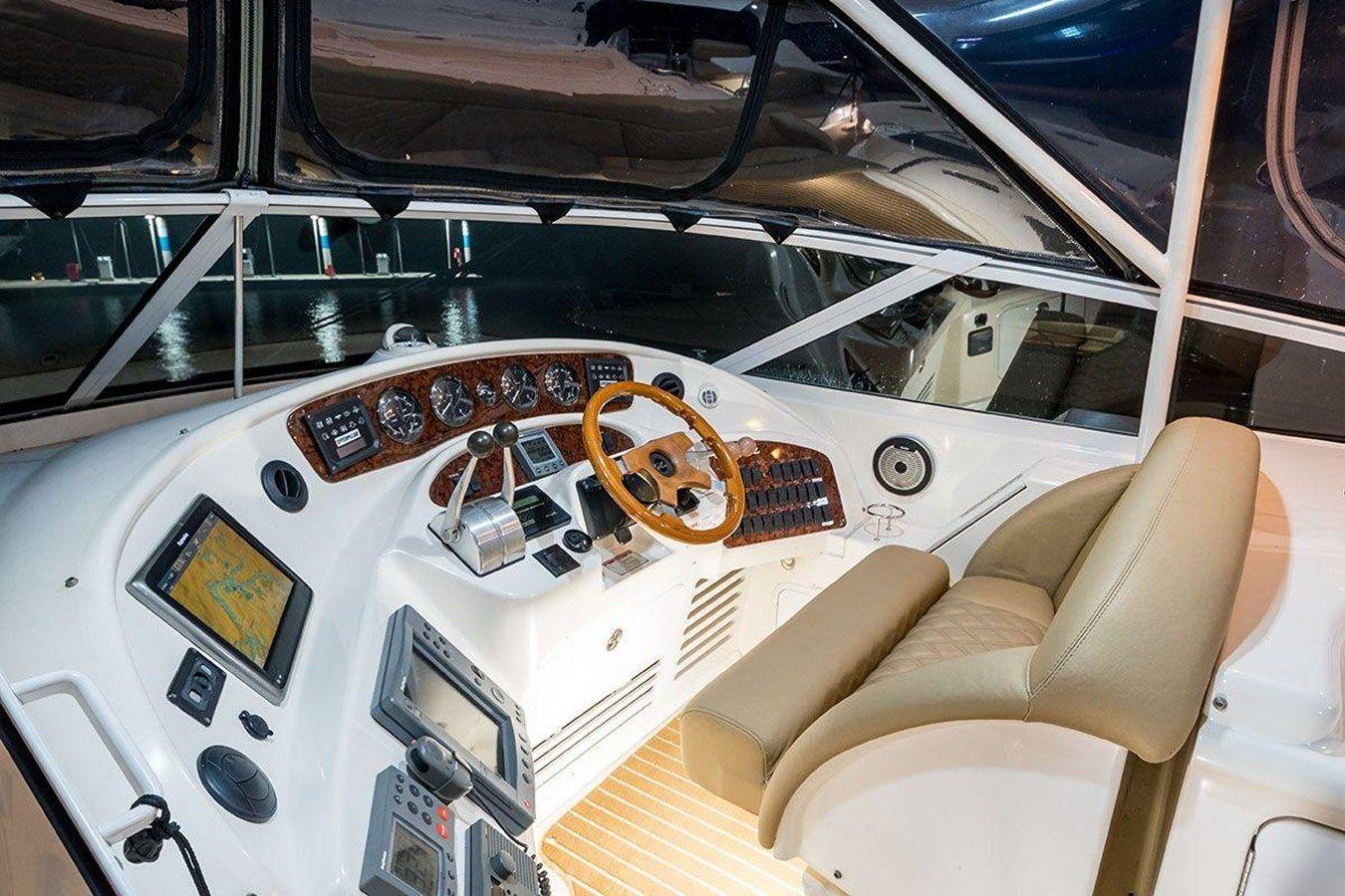 best yacht sales deals 2002 Sea Ray 540 Cockpit Motor Yacht - SEA RAY