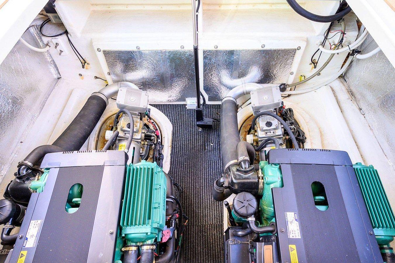 Лучшие предложения покупки яхты 2009 Genesis 44 V Cruiser 44