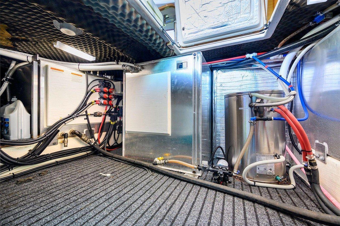 Продажа яхты 2009 Genesis 44 V Cruiser 44